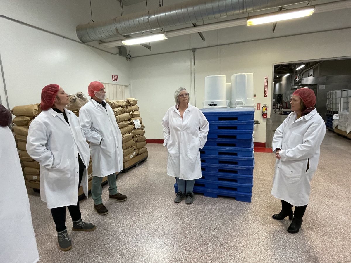MEDP Touring the EMPWR Foods location