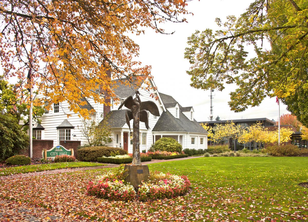 McMinnville City Hall in the fall