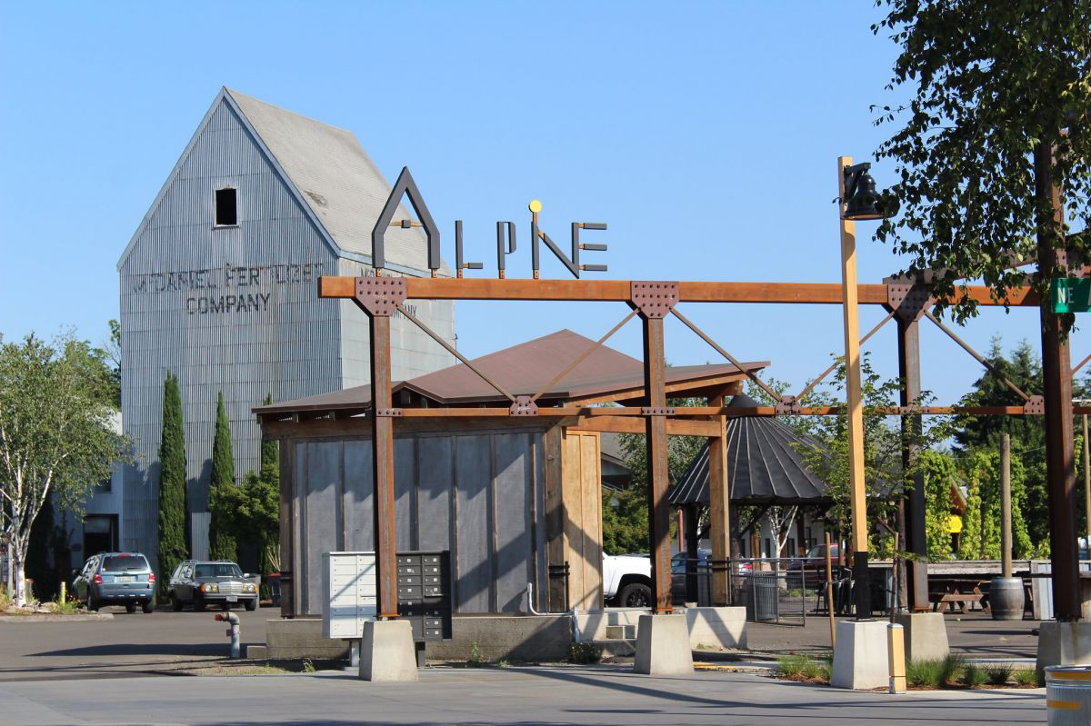 Alpine Avenue